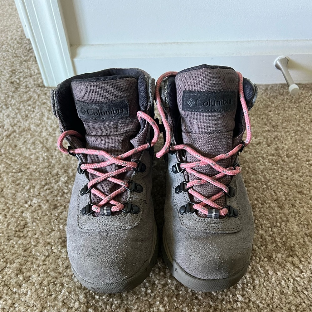 Colombia Hiking Boots